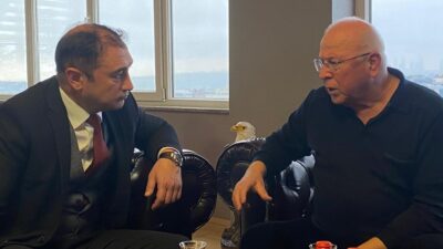 Beykoz Polis Hizmetlerini Koruma Derneği Başkanı Birzat Mermer, beraberindeki dernek