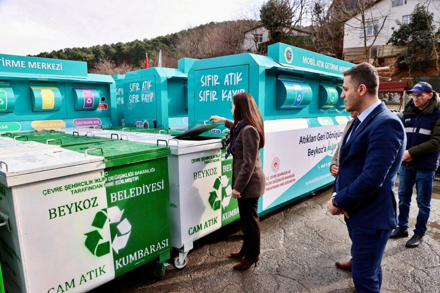 cevre bakanligindan beykoza 1500 geri donusum konteyneri 2 e1769939151260