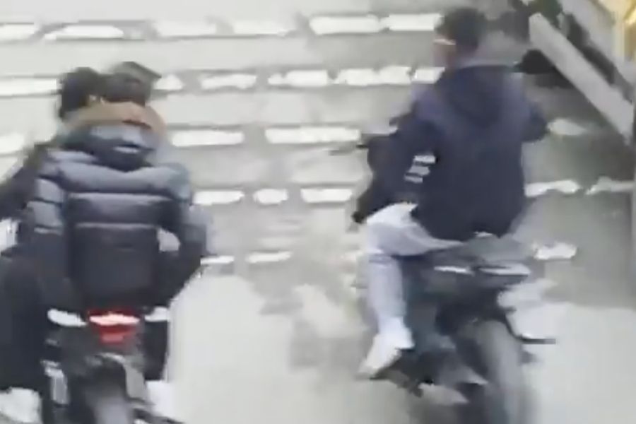 Beykoz’da trafikte tehlikeli hareketler yapan ve çevreyi rahatsız eden motosiklet