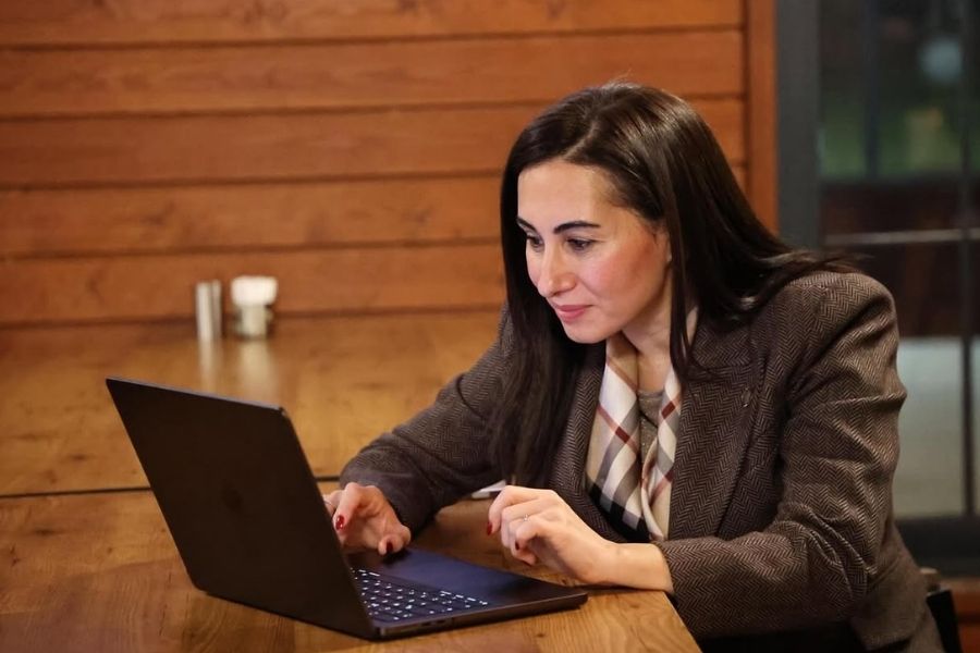 Beykoz Belediye Başkan Vekili Özlem Vural Gürzel, Gazeteci Barış Yarkadaş’ın