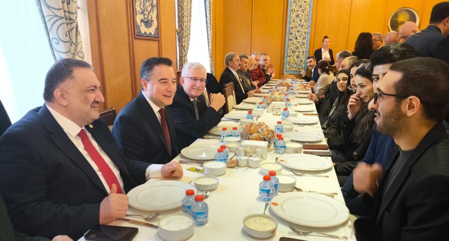 Hasan Karal Beykoz’da Deva Partisi’ni anlattı 11 hasan karal beykozda deva partisini anlatti 7 e1771077778576