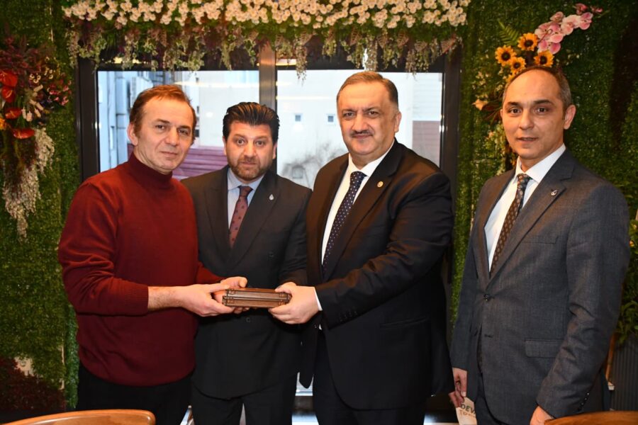 Hasan Karal Beykoz’da Deva Partisi’ni anlattı 8 hasan karal beykozda deva partisini anlatti 9 e1771077710728