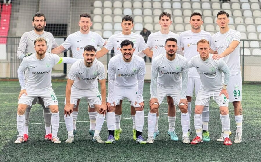 İstanbul Süper Amatör Lig 4.Grubunda ilk 3 yarışında iddiası devam eden Kavacıkspor üst üste ikinci deplasmanı için Başahşehir Belediyesi Şehit Erdem Özçelik Stadındaydı. 