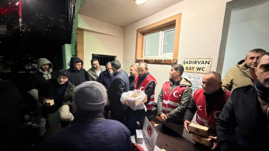 MHP’liler Kandili imamsız camide idrak etti 4 mhpliler kandili imamsiz camide idrak etti 5 e1770122966205