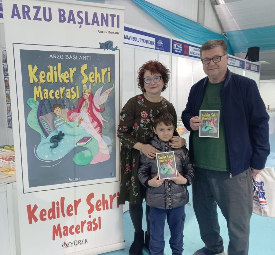 arzu baslanti bu kez beykoz kitap fuarindaydi 2 e1773426578872