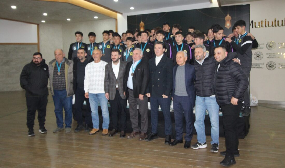 Beykoz Belediye Başkanlığının, sivil toplum kuruluşları ile gerçekleştirdiği İftar programlarından