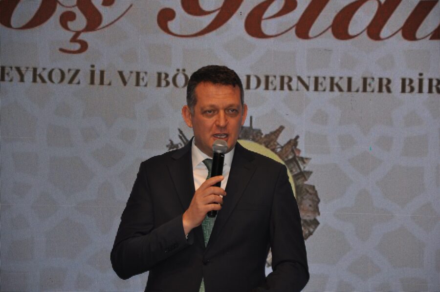 beykoz dernekler birligi iftar sofrasi kurdu 6 e1773086711622