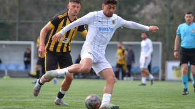 TFF 3.Lig 1. Grubunda orta sıralardaki yerini daha da sağlama