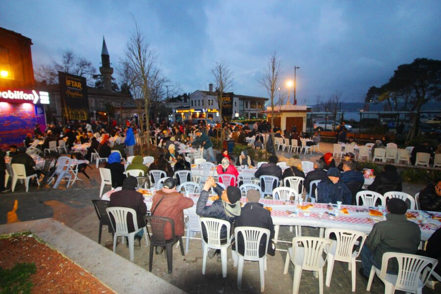 beykoz merkez mahallesinde halk sofrasi kuruldu 5 e1773610713872