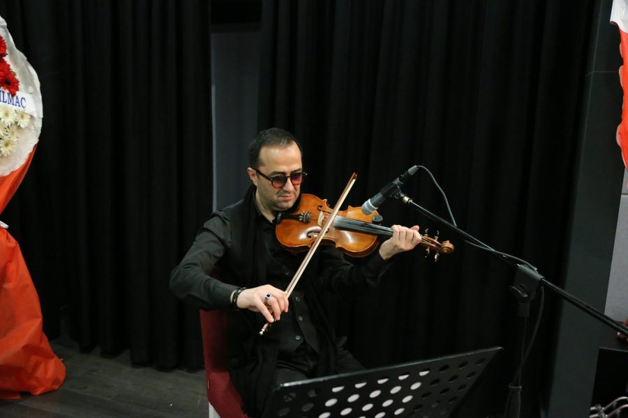 Beykoz’da 10. Şiir Akşamı yapıldı… Tanınan isimlerden şiirler 5 beykozda 10 siir aksami yapildi 4 scaled e1774702158586