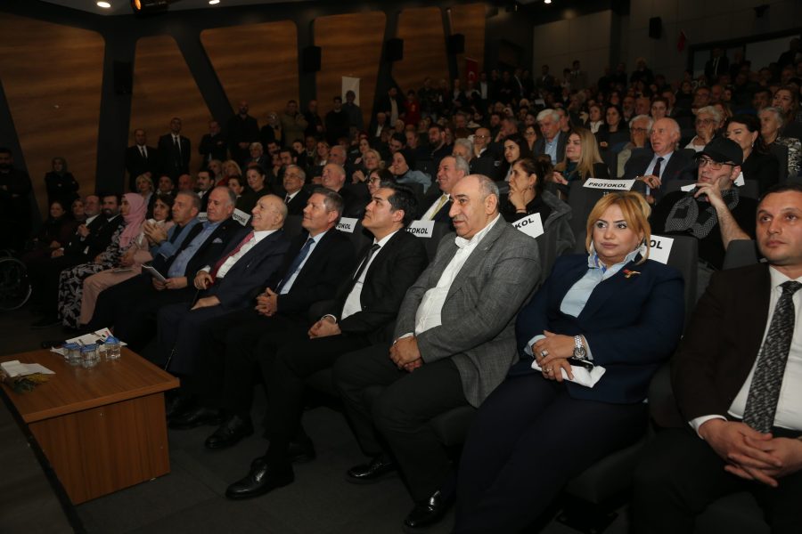 Beykoz’da 10. Şiir Akşamı yapıldı… Tanınan isimlerden şiirler 6 beykozda 10 siir aksami yapildi 8 scaled e1774702179790