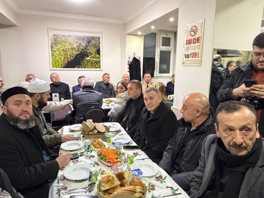 Beykoz’da 30 yıldır iftar geleneğini sürdüren dernek 4 beykozda 30 yildir iftar gelenegini surduren dernek 3 e1772393001283