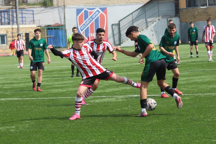 Çavuşbaşı U18 şampiyona finallerine adını yazdırdı 4 cavusbasi u18 sampiyona finallerine adini yazdirdi 1 e1774615409780