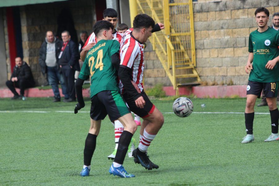 Çavuşbaşı U18 şampiyona finallerine adını yazdırdı 3 cavusbasi u18 sampiyona finallerine adini yazdirdi 3 e1774615381210