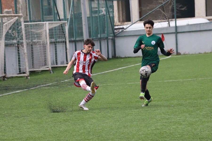 Çavuşbaşı U18 şampiyona finallerine adını yazdırdı 1 Beykoz amatör spor kulüpleri, değişik yaş gruplarında Türkiye Şampiyonası yolundaki müsabakaların ilkinde Çavuşbaşıspor U18 takımı sahne aldı!