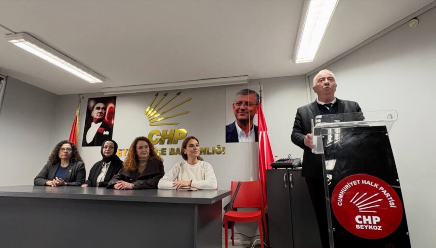 Ramazan ayının ardından Beykoz’da yoğun bir bayramlaşma programı yaşandı… Başta Beykoz Belediye Başkan Vekil Özlem Vural Gürzel olmak üzere, siyasi partiler ve STK’lar düzenledikleri bayramlaşma programlarında vatandaşlarla bir araya geldi.