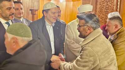 Yeniden Refah Partisi Fatih Erbakan, Ramazan Bayramını Beykoz’da karşıladı. Erbakan,