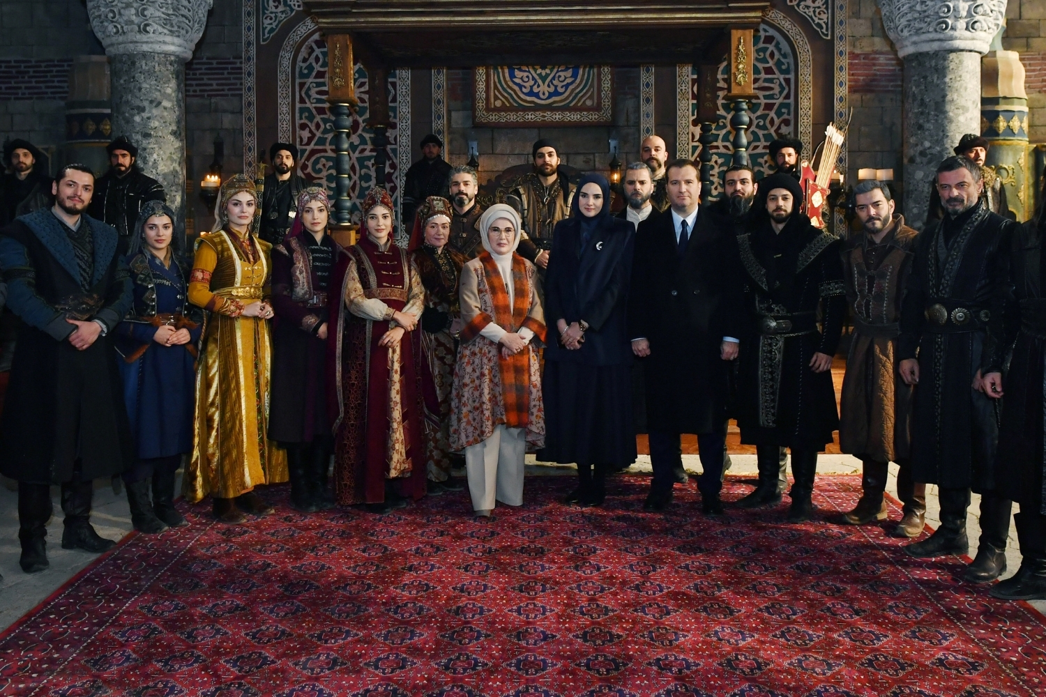 Cumhurbaşkanı Erdoğan’ın eşi Emine Erdoğan, Beykoz Riva’daki Bozdağ Film Platoları’nda