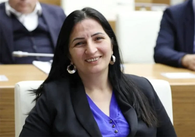 Beykoz Belediyesi’nde bir istifa daha… Esengül Yılmaz Gül