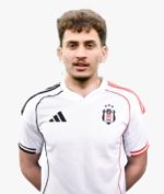 Beykoz İlçesinden Profesyonel lig Kulüplerine transferleri ile dikkatleri çeken Kavacıkspor bir gurur da Ömer Berat Yavuz'un Beşiktaş A Takımı ile antrenmanlara çıkmaya başlaması ile yaşadı.