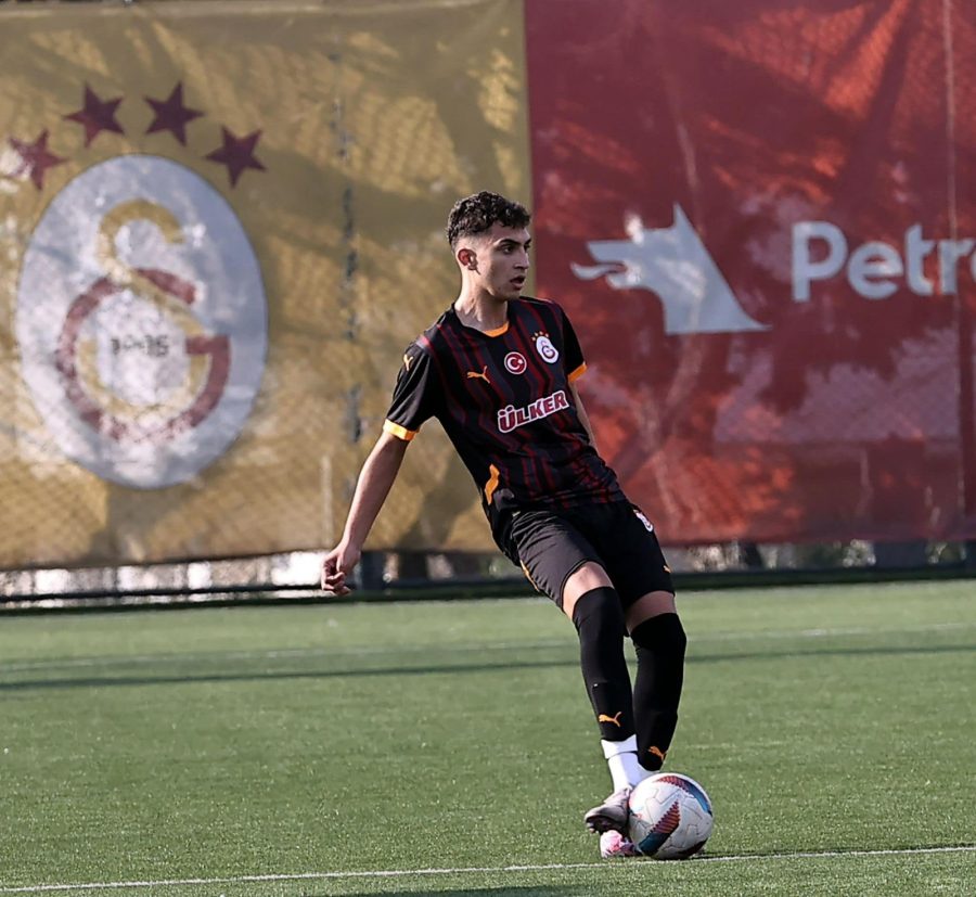 Beykoz İlçesinden Profesyonel lig Kulüplerine transferleri ile dikkatleri çeken Kavacıkspor bir gurur da Ömer Berat Yavuz'un Beşiktaş A Takımı ile antrenmanlara çıkmaya başlaması ile yaşadı.