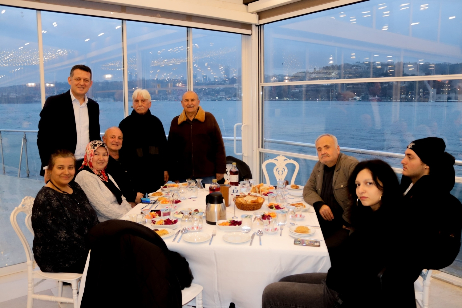 Beykoz Kaymakamı Ürkmezer, Roman vatandaşlarla iftarda buluştu 2 roman3