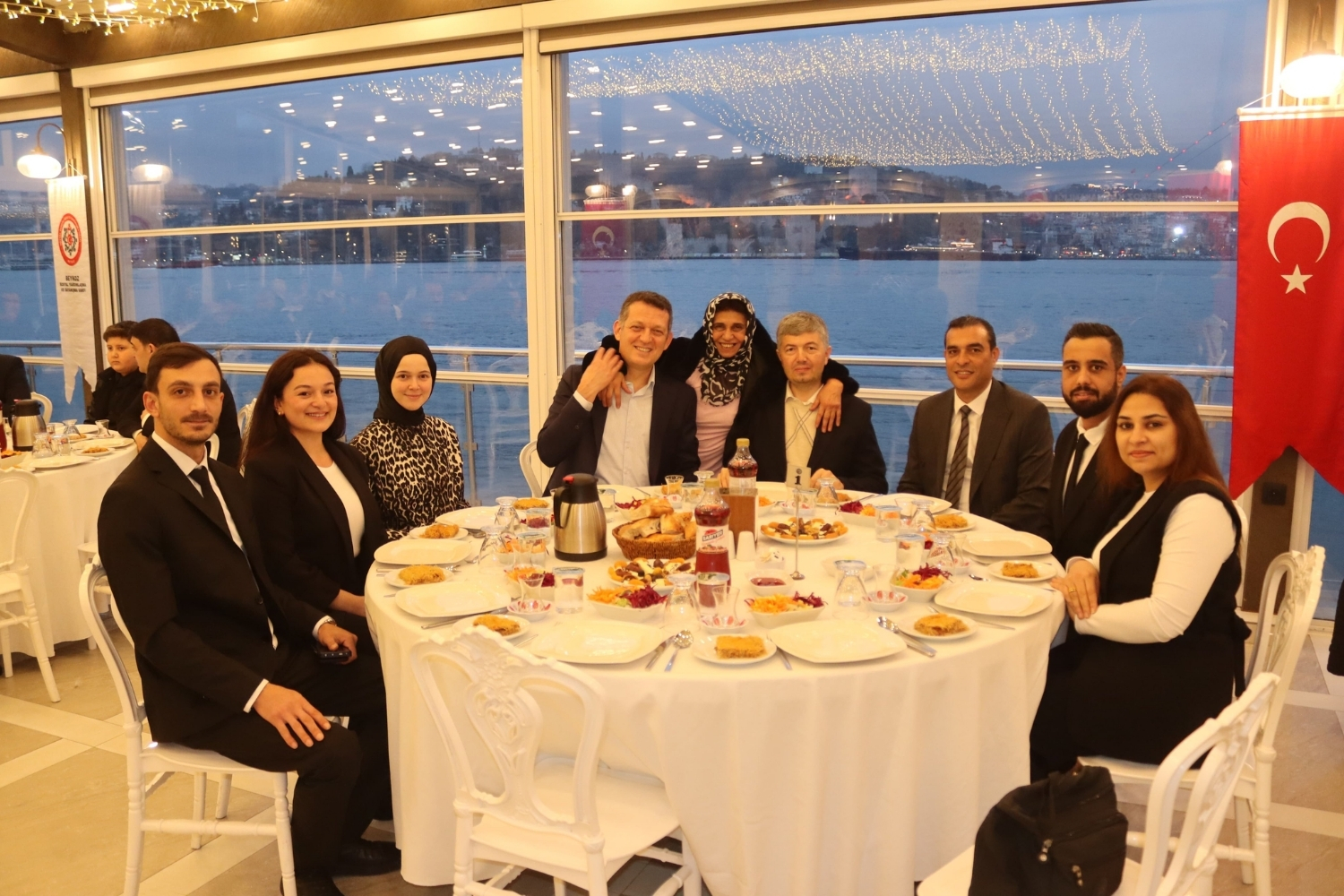 Beykoz Kaymakamı Ürkmezer, Roman vatandaşlarla iftarda buluştu 3 roman4