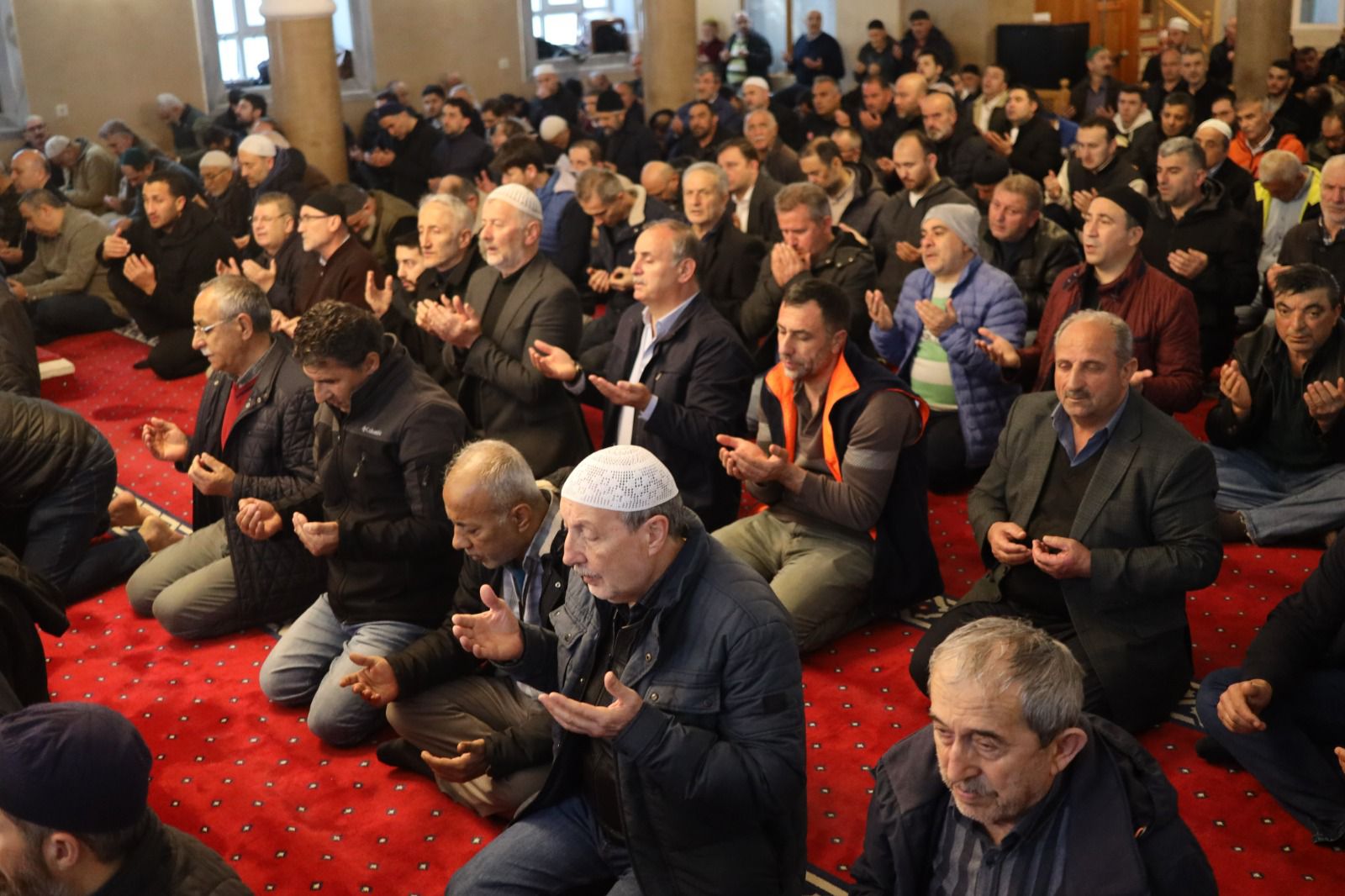 Beykoz'da şehit ve gazi polisler dualarla anıldı 1 10nisan1