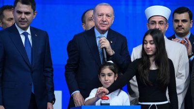 Cumhurbaşkanı Recep Tayyip Erdoğan, İstanbul’da 500 bin sosyal konut projesi