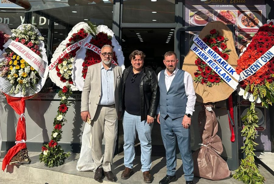 Çavuşbaşı’nda uzun yıllar yemek sektöründe vatandaşlara hizmet veren Bahri Satır, yeni yerinde müşterilerinin karşısına çıktı. 