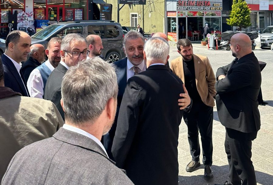 Çavuşbaşı’nda uzun yıllar yemek sektöründe vatandaşlara hizmet veren Bahri Satır, yeni yerinde müşterilerinin karşısına çıktı. 