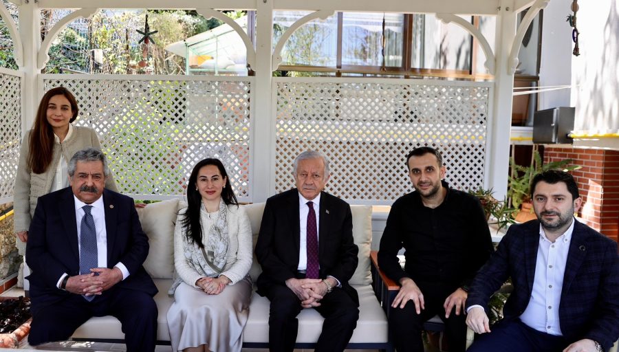 Beykoz Belediye Başkan Vekili Özlem Vural Gürzel, MHP kanadından gelen