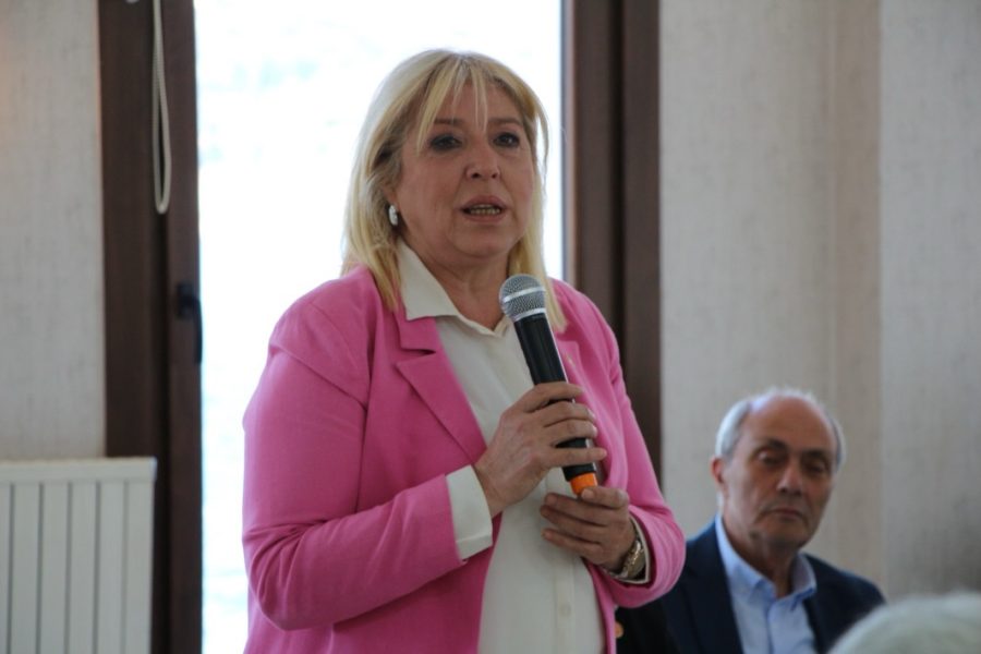 Beykoz geleceğin en önemli ilçelerinden biri olabilir 6 Saadet Partisi Beykoz İlçe Başkanlığı’nın Anadoluhisarı Sabancı Öğretmen Evinde düzenlediği çalıştaya katılan Genel Başkan Yardımcısı Mehmet Fatih Akdağoğlu önemli açıklamalarda bulundu.