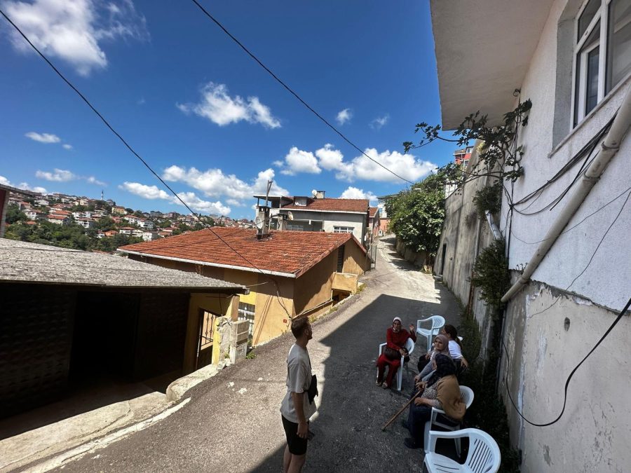 Beykoz Çubuklu Mahallesi Torun Sokak sakinleri kendilerine açılan davayı kaybedince kara kara düşünmeye başladı. 