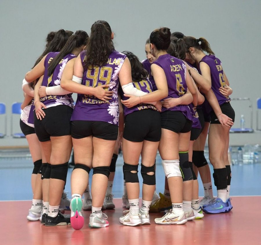 İstanbul’da altyapı sporunun yükselen değerlerinden biri olan Beyok Spor Kulübü, voleybolda önemli bir başarıya daha imza attı.