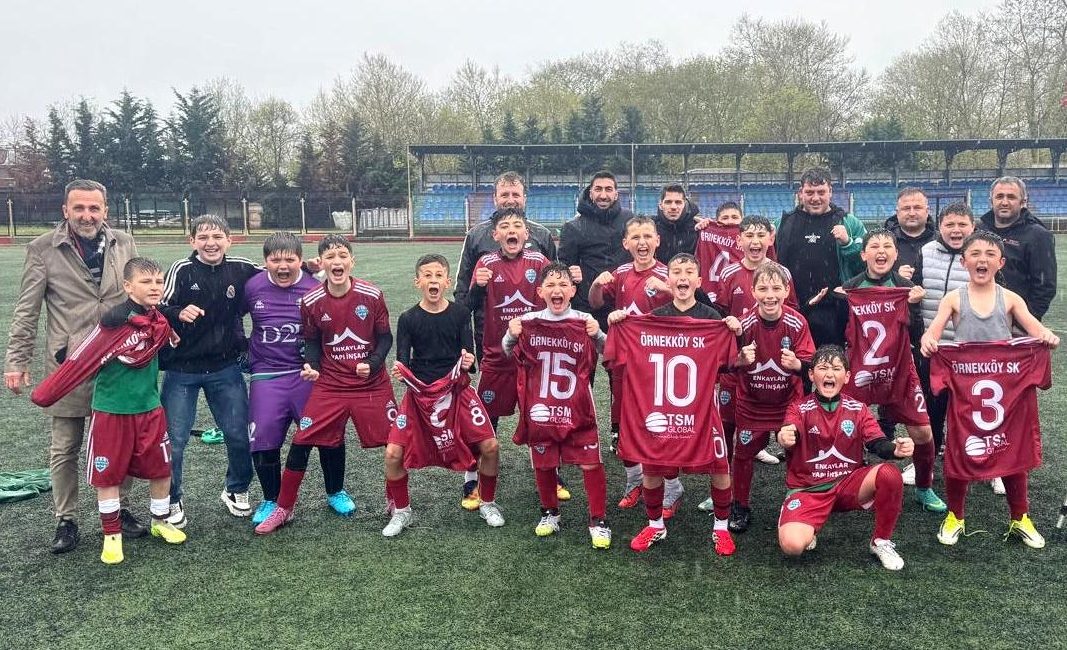 İstanbul Amatör Liglerinde hafta içi mesaisinde U13 Yaş Kategorisi 44.