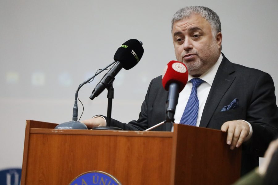 Marmara Üniversitesi Spor Bilimleri Fakültesi ( SBF ), TFF Futbol Gelişim Direktörlüğü ile Marmara Üniversitesi Beden Eğitimi ve Spor Yüksekokul mezunları Derneğinin ( MUBESYOM ) tarafından ortaklaşa düzenlenen ve TÜFAD İstanbul Temsilciliğinin de katkıda bulunduğu "Futbolda Müfredat Bütünlüğü" Çalıştayı yapılan açılık töreninin ardından başladı.