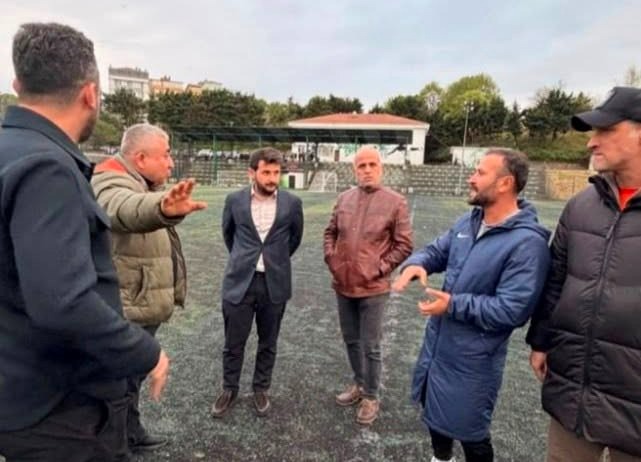 Burak Karaçam spor kulüplerine ziyaretlerini sürdürüyor 2 Beykoz Belediyesi Başkan Yardımcılarından Burak Karaçam ilçedeki Amatör Spor Kulüplerine ziyaretlerine devam ediyor.