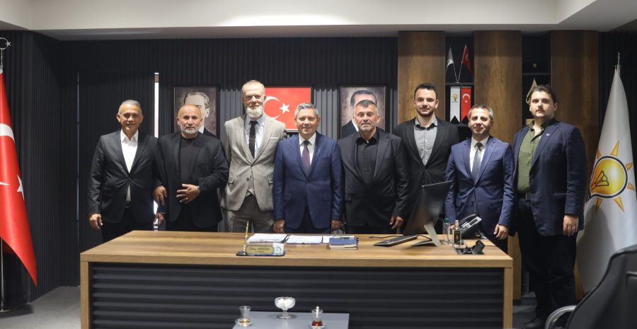 Beykoz İlçesi Amatör Spor Kulüplerinden Çavuşbaşıspor'da Kurban Bayramı ziyaretleri yoğun şekilde yaşandı.