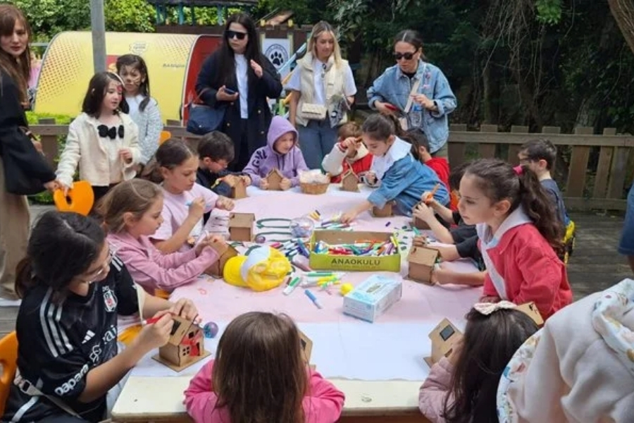 Beykoz Acarkent Doğa Koleji, gençleri ve çocukları bir araya getirecek