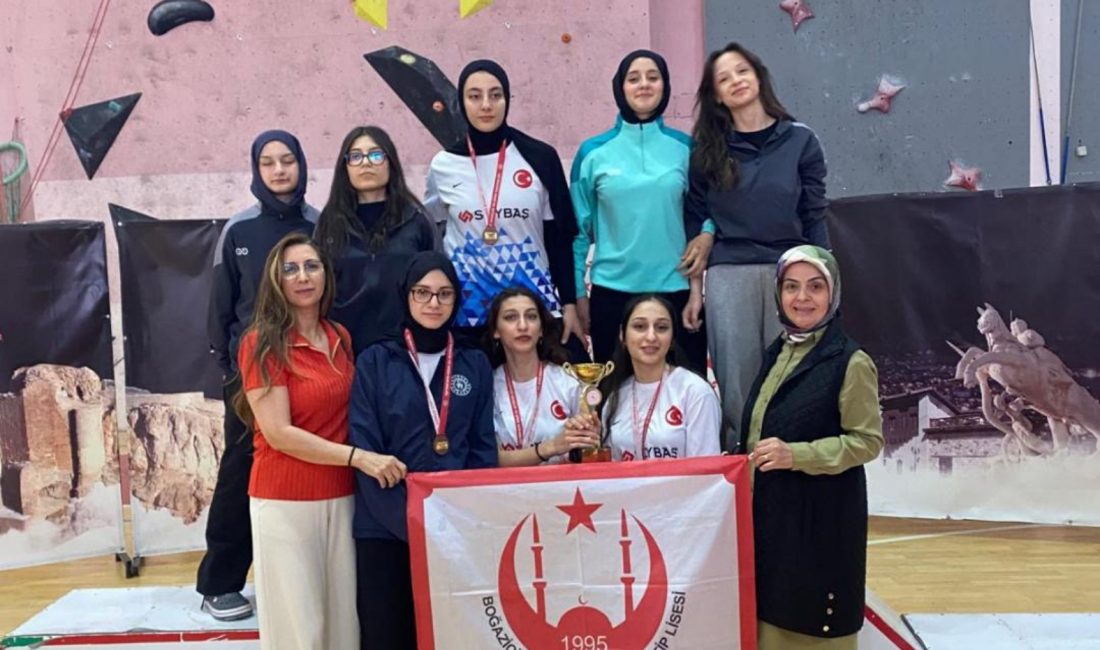 Elazığ'da düzenlenen Okul Sporları Dağcılık - Spor Tırmanışı Türkiye Şampiyonası'nda