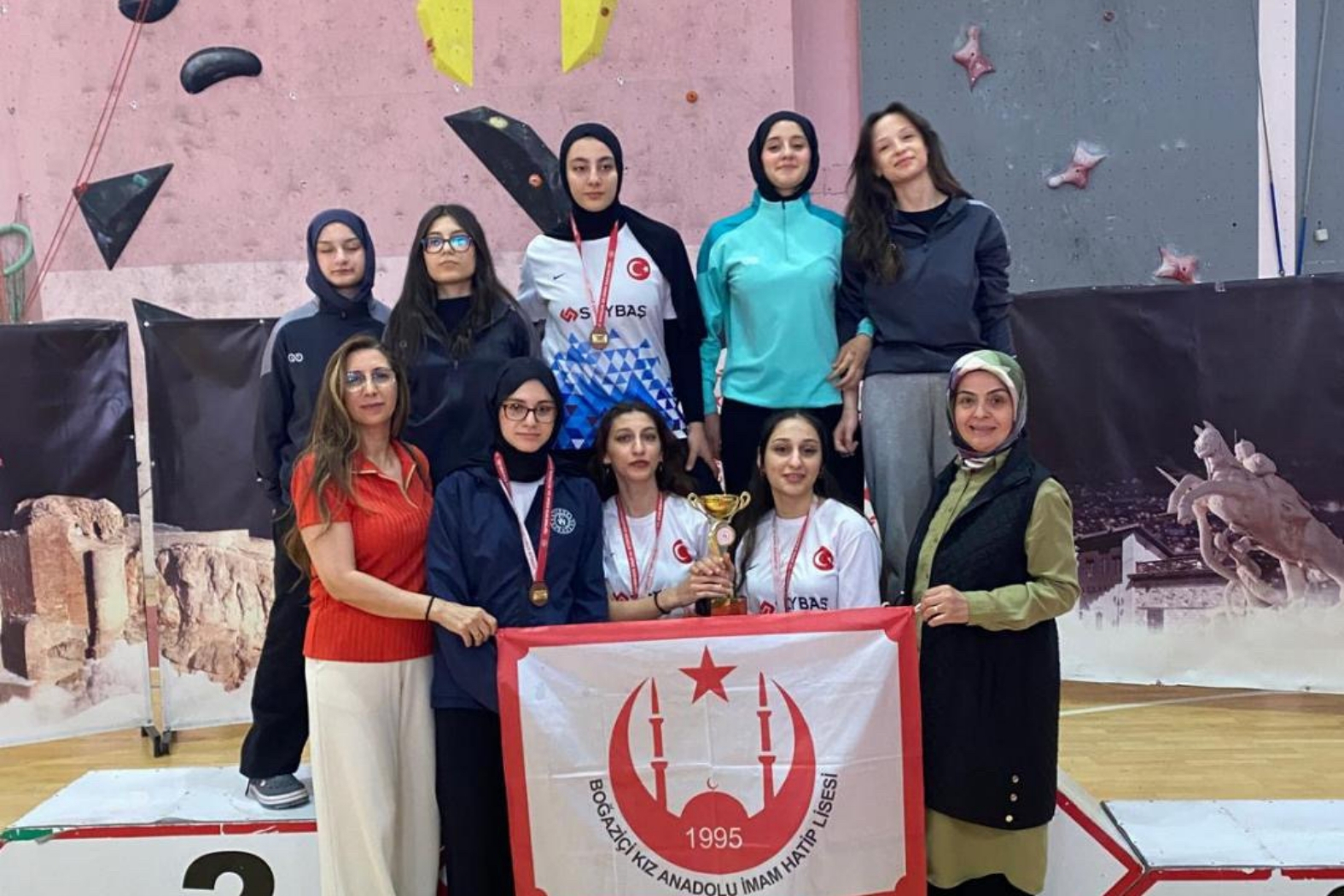 Elazığ'da düzenlenen Okul Sporları Dağcılık - Spor Tırmanışı Türkiye Şampiyonası'nda