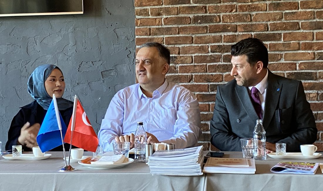 Deva Partisi üst yöneticileri Beykoz İlçe Başkanlığı’nın organize ettiği sabah