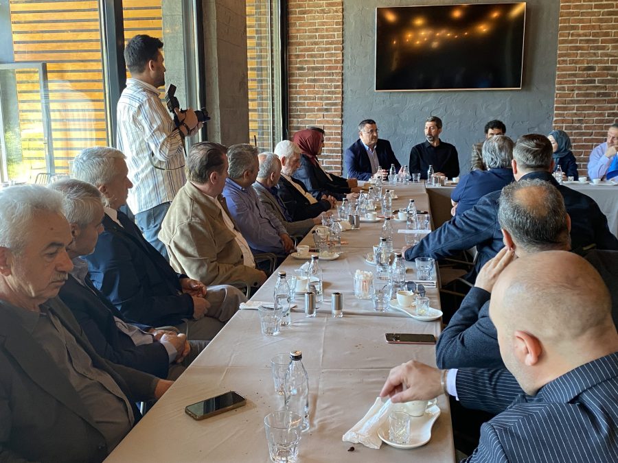 Deva Partisi üst yöneticileri Beykoz İlçe Başkanlığı’nın organize ettiği sabah kahvaltısında yöre dernekleri ve spor kulübü temsilcileri ile bir araya geldi. 
