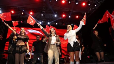 Beykoz Belediye Başkan Vekili Özlem Vural Gürzel, 42. yaşına bastı.