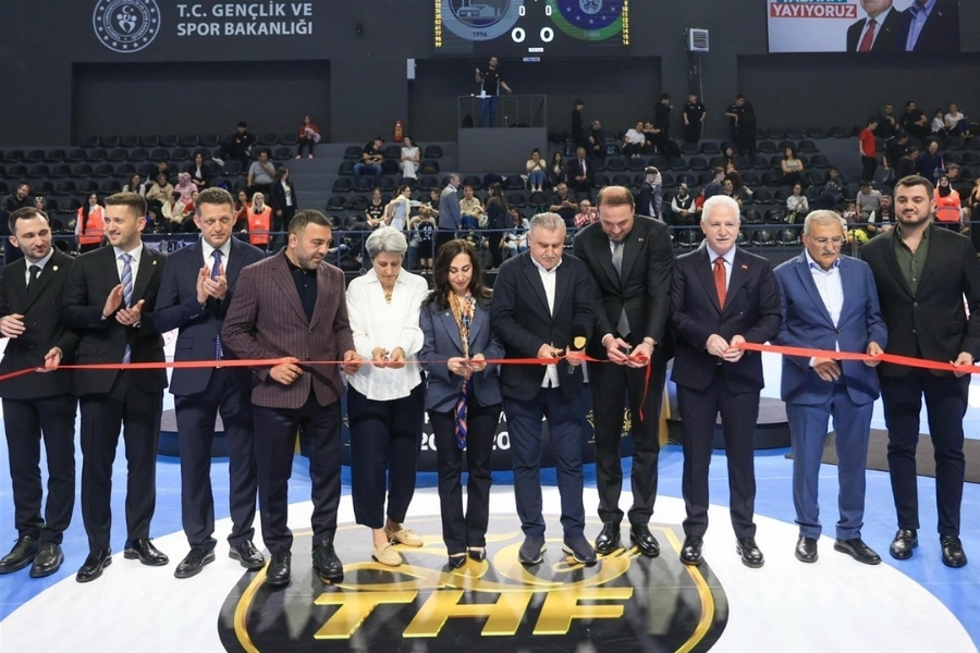 Beykoz Spor Ormanı'nda yapımı tamamlanan Türkiye Hentbol Federasyonu (THF) Serdar