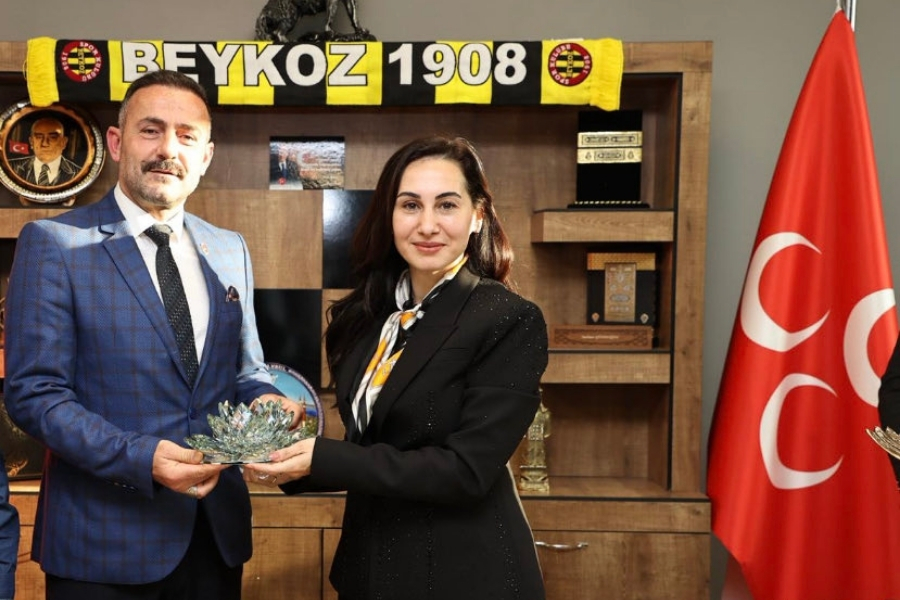 Beykoz Belediyesi Başkan Vekili Özlem Vural Gürzel ve Başkan Yardımcısı