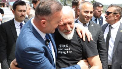 MHP’nin yeni Beykoz İlçe Başkanı Mehmet Gündoğdu, mazbatasını alır almaz