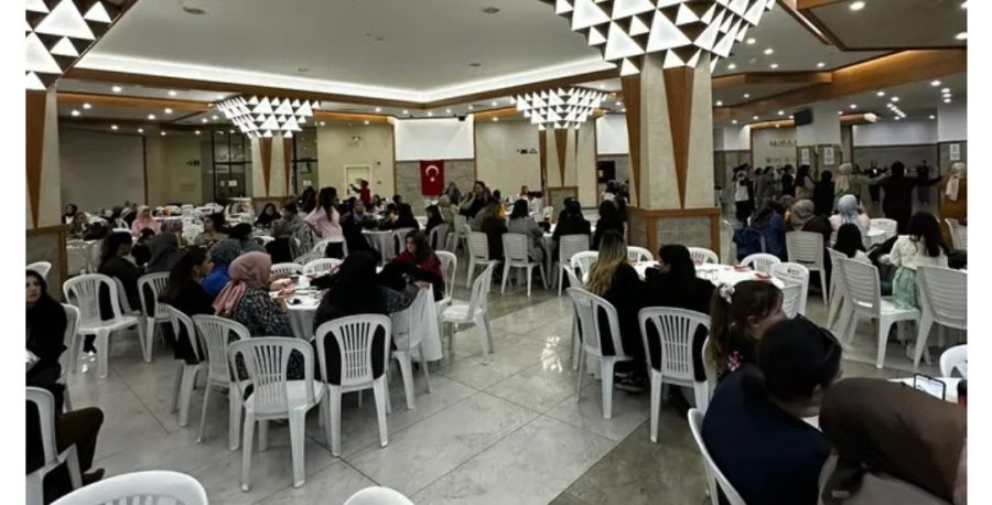 Beykoz Ardahanlılar Derneği Kadın Kolları tarafından düzenlenen “Beykoz’da Ardahanlı Anneler Buluşuyor” programı Kavacık Yaşam Merkezinde yapıldı.