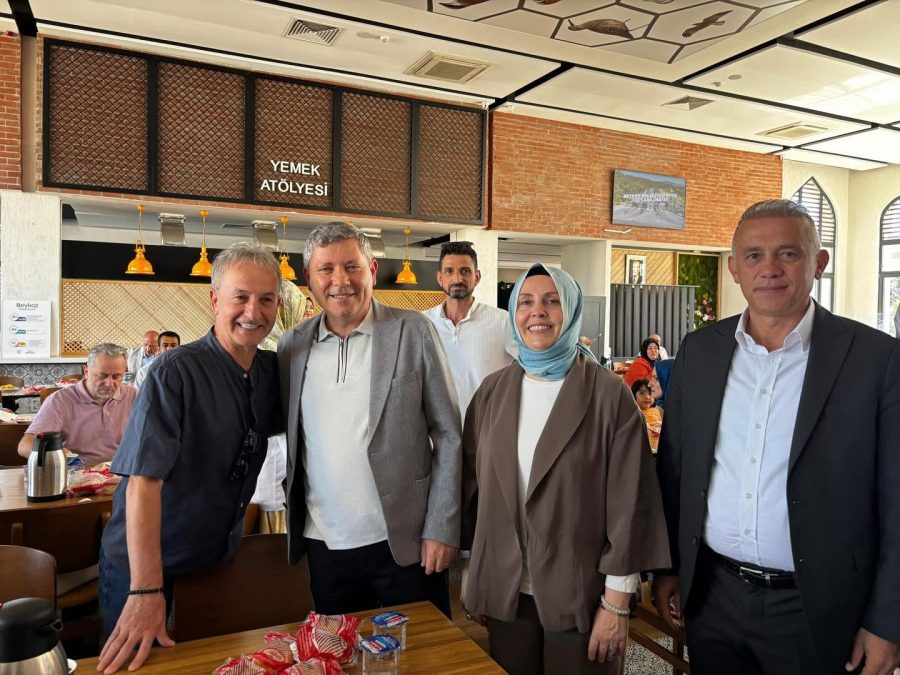 ak-parti-beykoz-yonetimi-uye-bulusmalarina-basladi